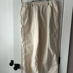 Patagonia ladies Tan Cargo Pants